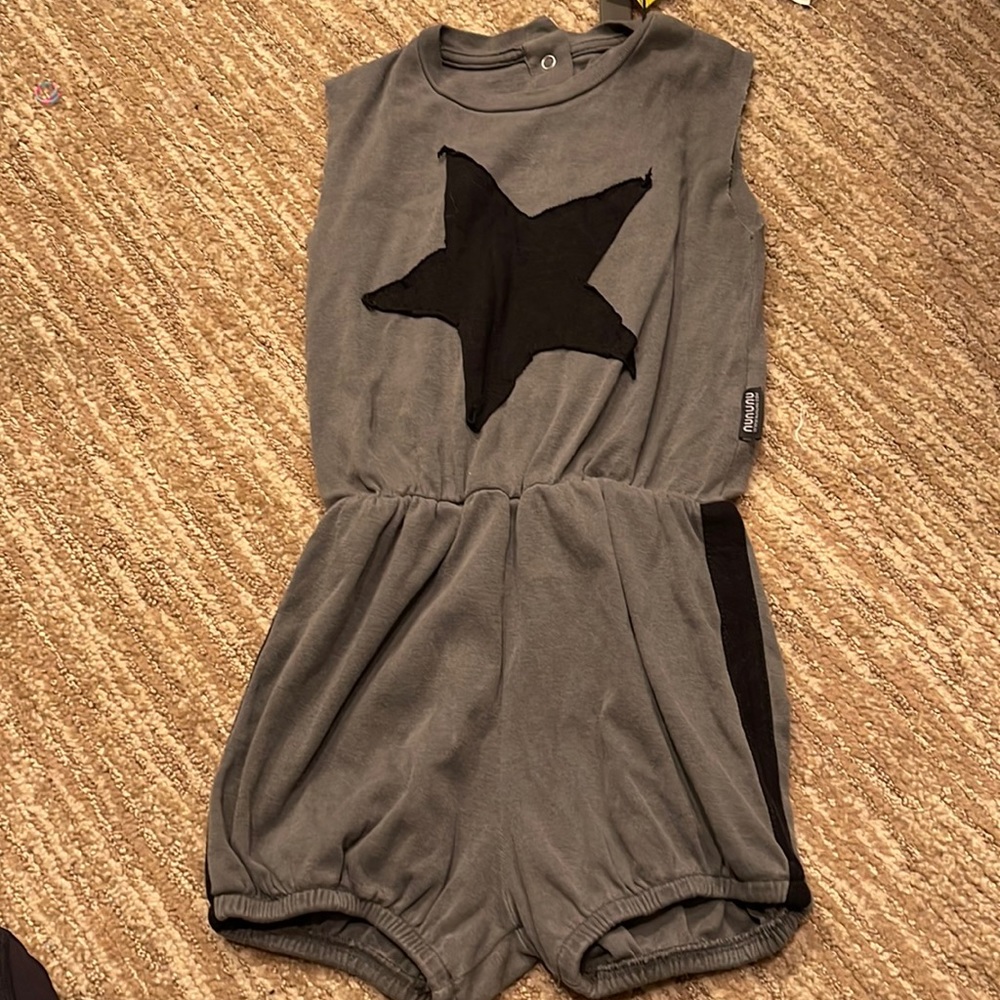 nununu romper.  Super cute.  Size 3-4.